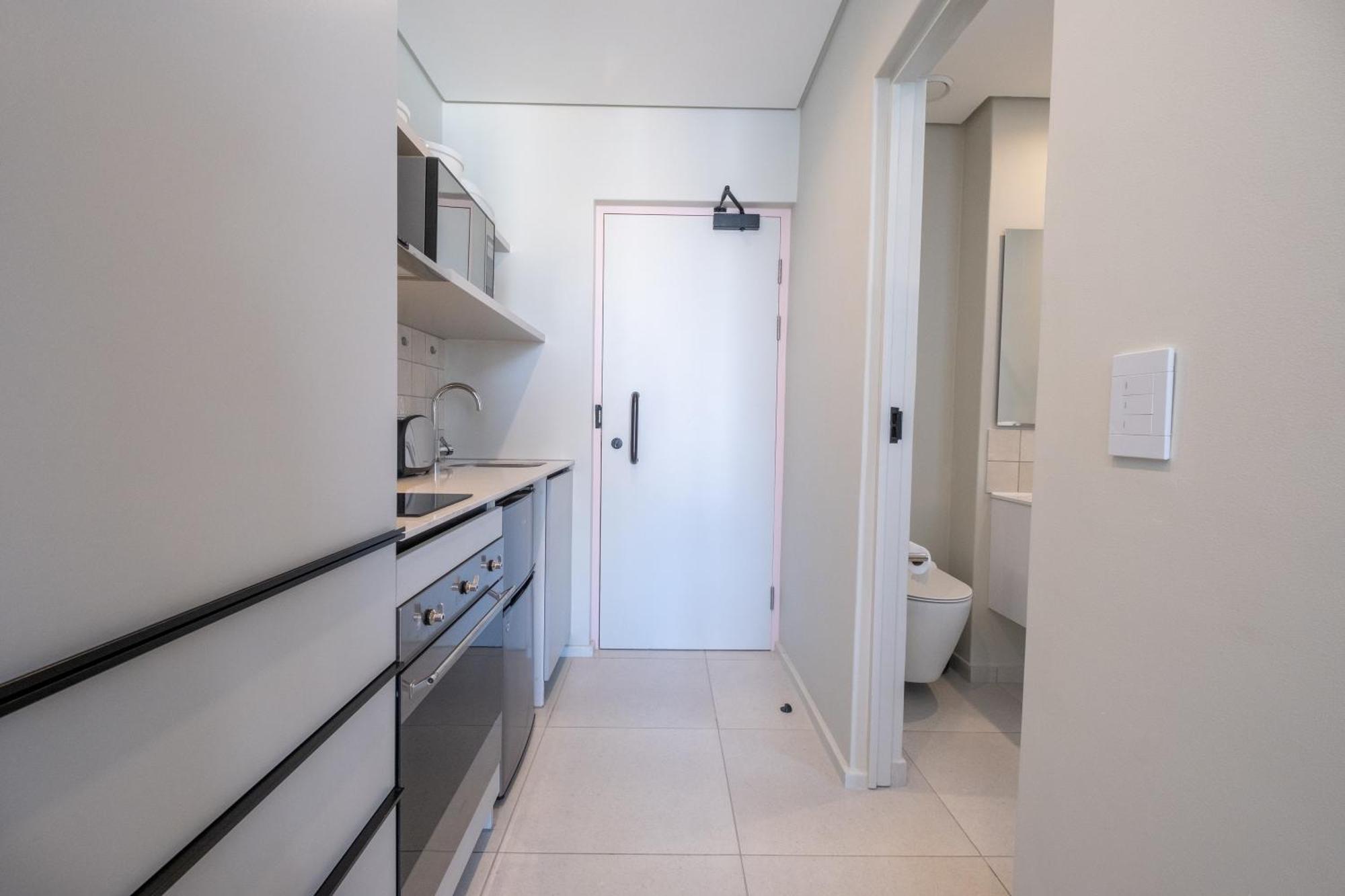 Apartment The Rose 605: Centre Studio With Views