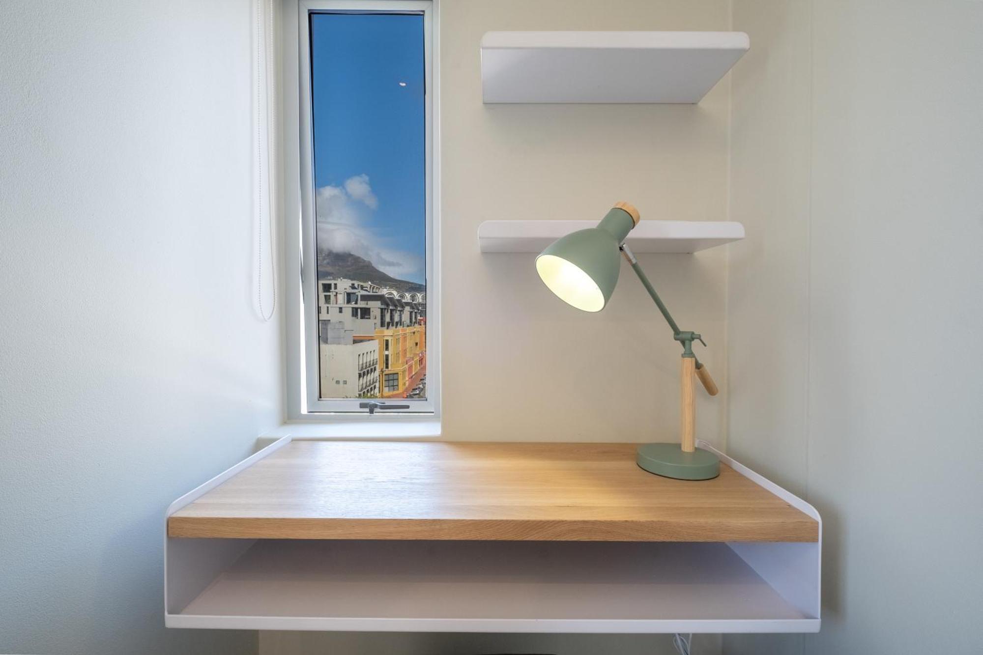 The Rose 605: Centre Studio With Views Apartment *